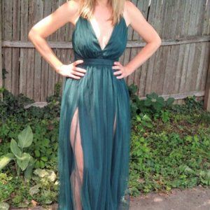 Lulu's Rare Beauty emerald green formal dress